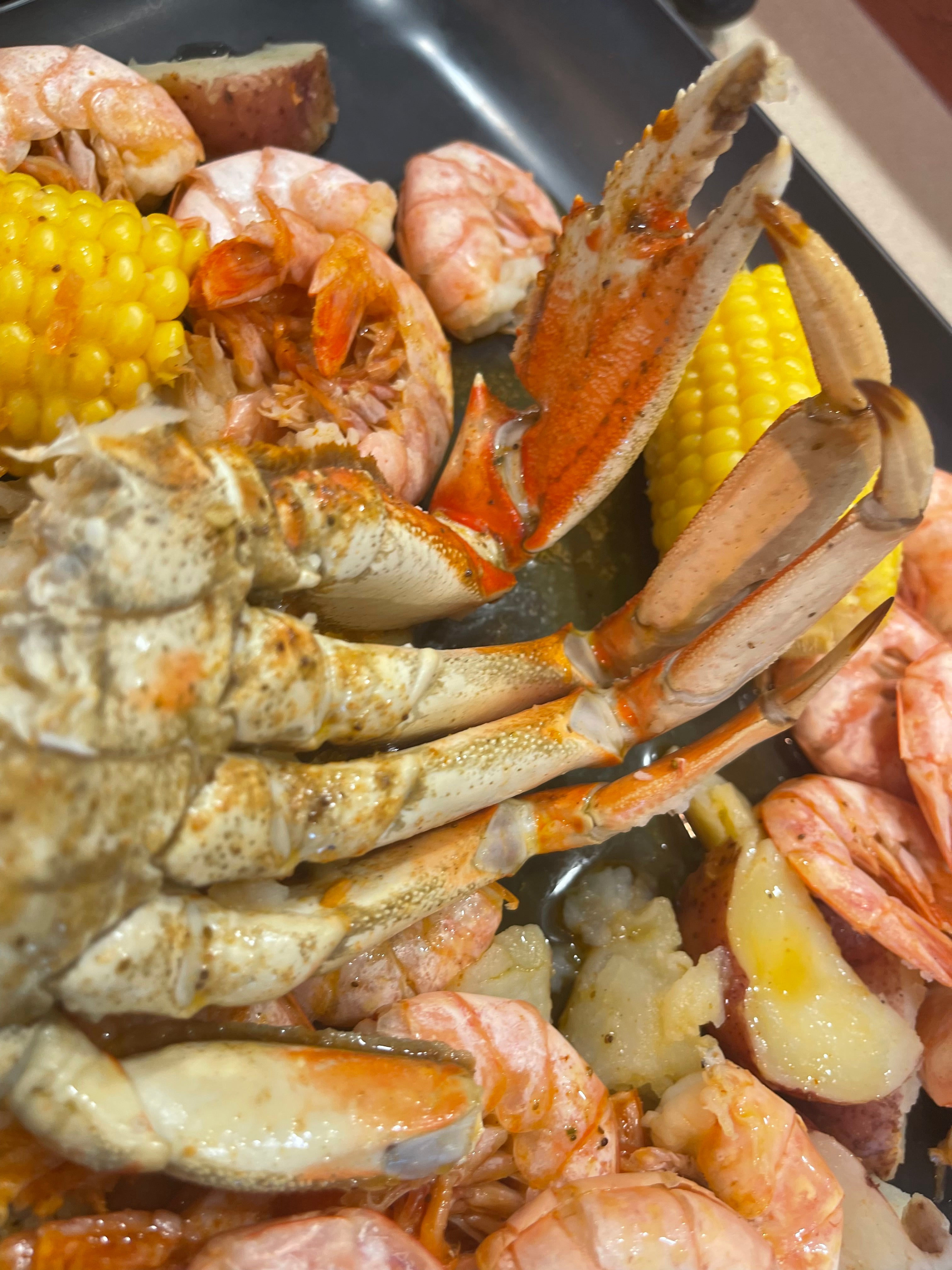 Rock Your Boat - 4-5 Person Seafood Boil Kit (Crab & Shrimp)
