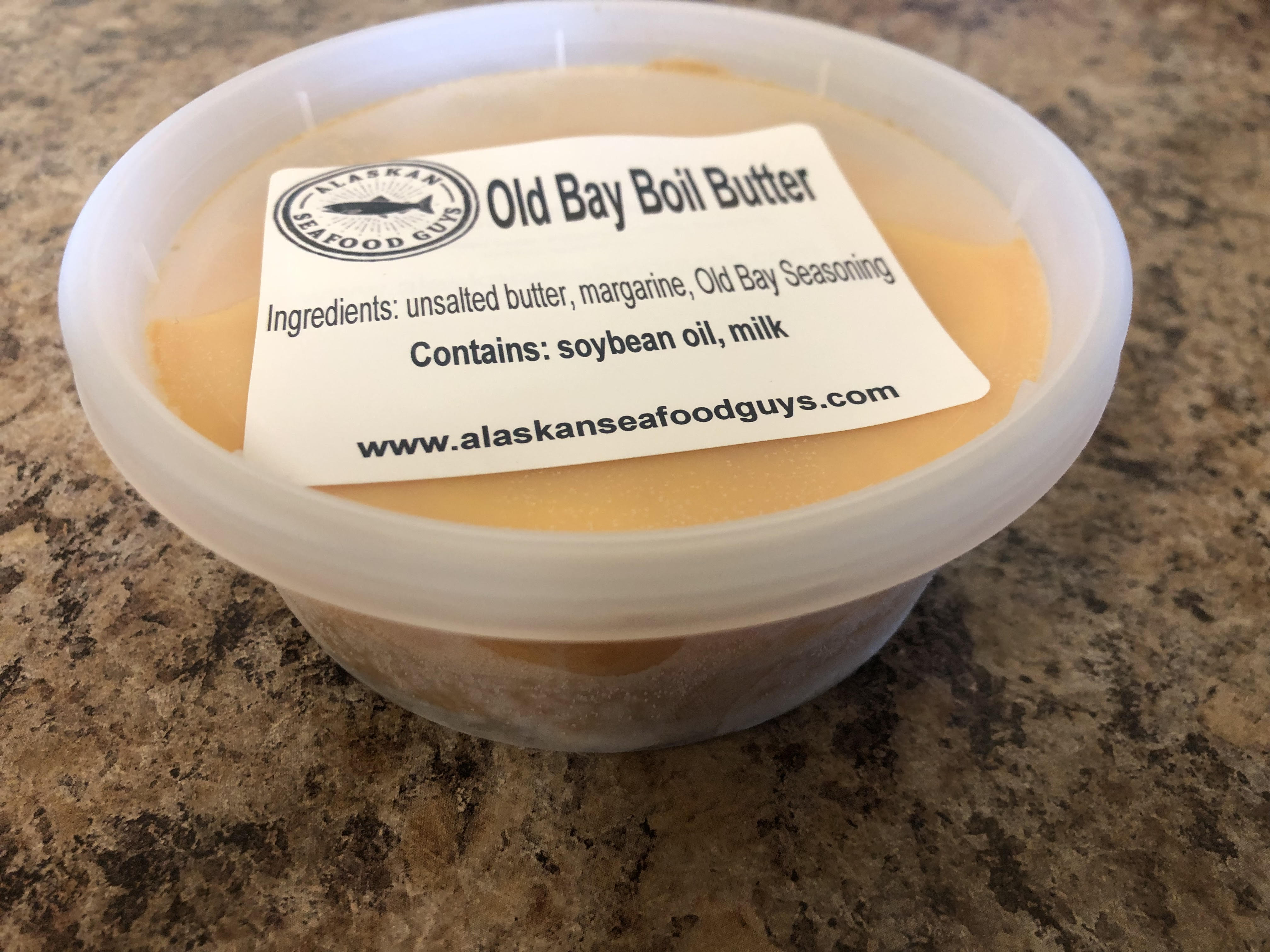 Seafood Meals: Dinner Kit for 8 (4 Shrimp Boil Kits + 2 Salmon Macs + 2 Butters)